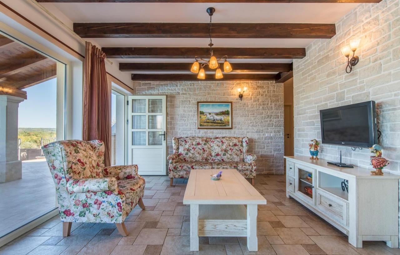 Villa Sana Selina Exterior photo